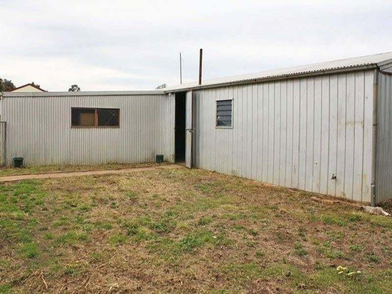 20 Marquis, Junee NSW 2663
