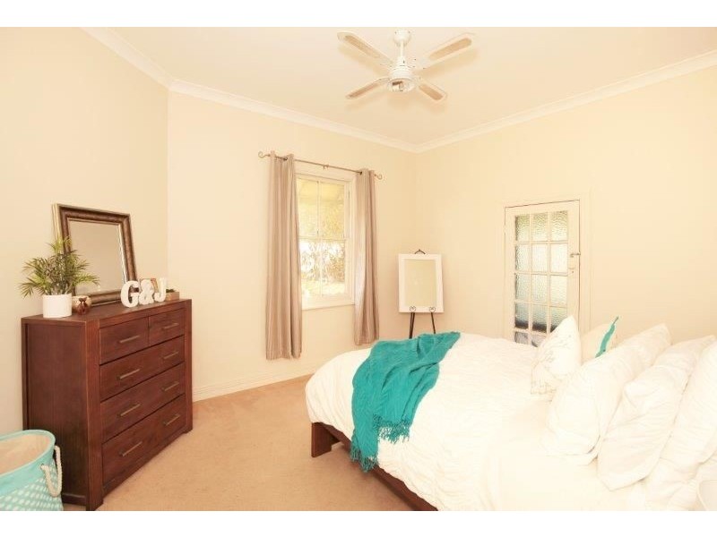 33 Bolton Street, Junee NSW 2663