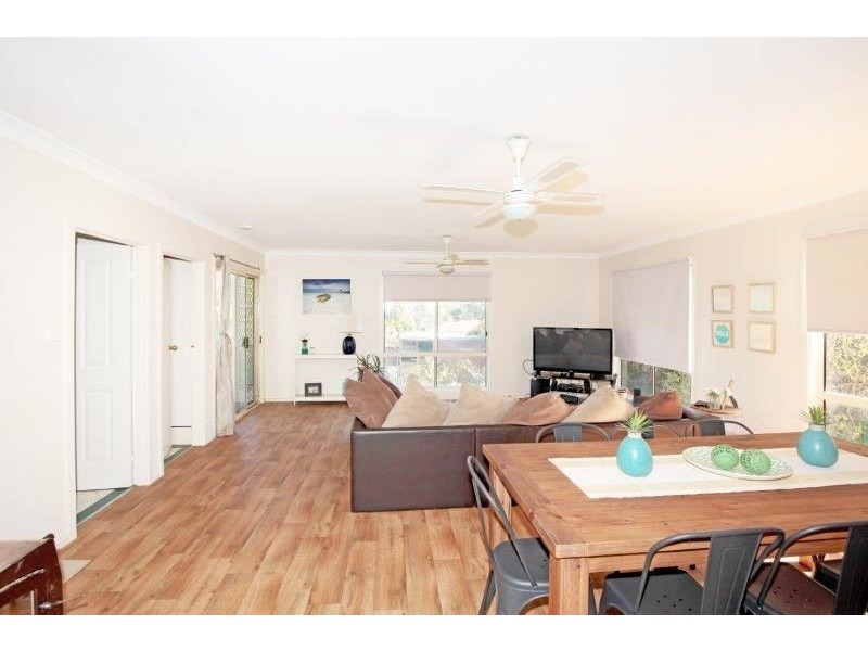 33 Bolton Street, Junee NSW 2663