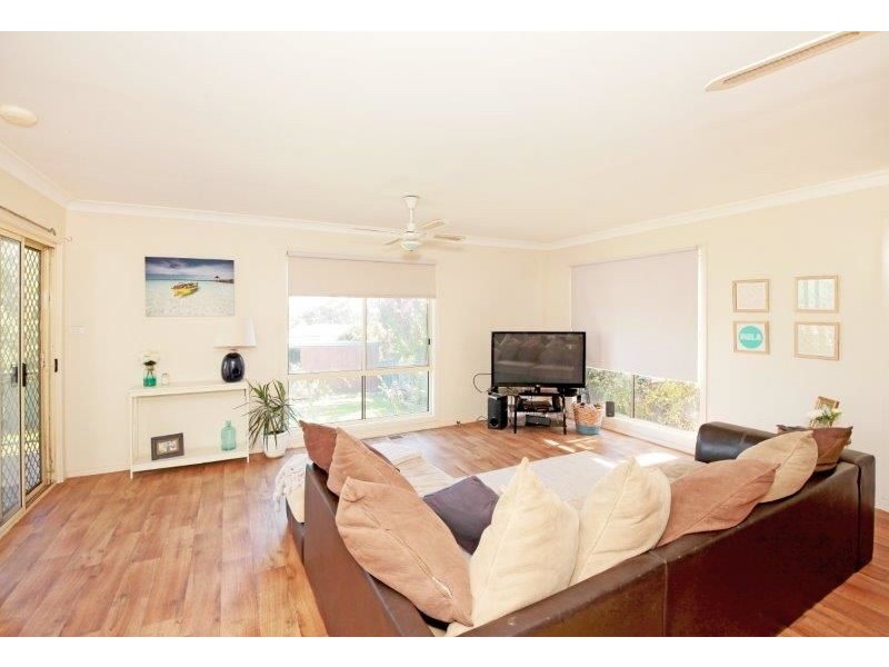 33 Bolton Street, Junee NSW 2663