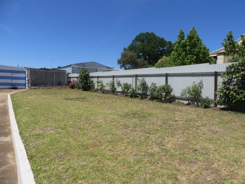 20 Crown Street, Junee NSW 2663