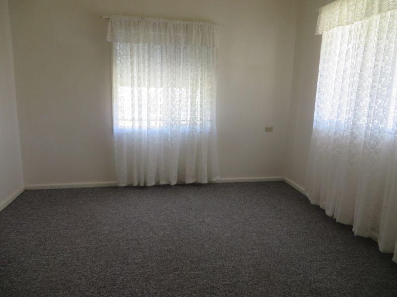 20 Crown Street, Junee NSW 2663