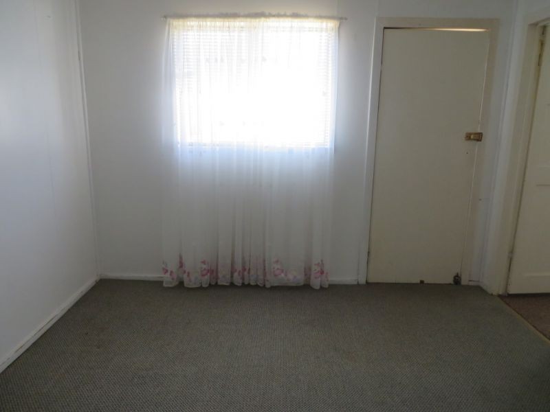 20 Crown Street, Junee NSW 2663