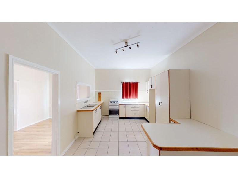 67 George Street, Junee NSW 2663