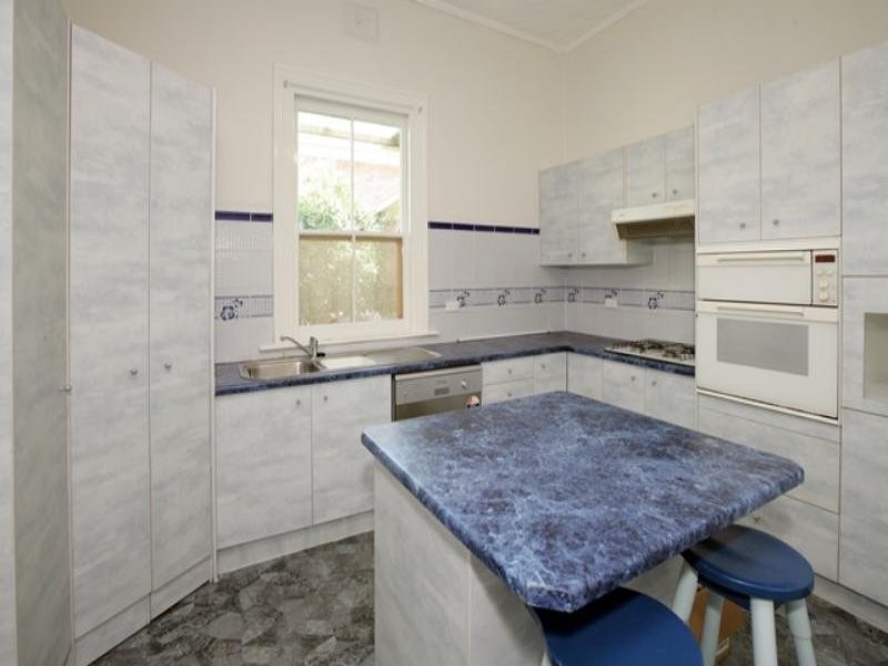 18 Hammond Street, Junee NSW 2663