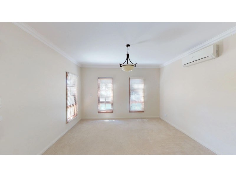 17 Fitzroy Street, Junee NSW 2663