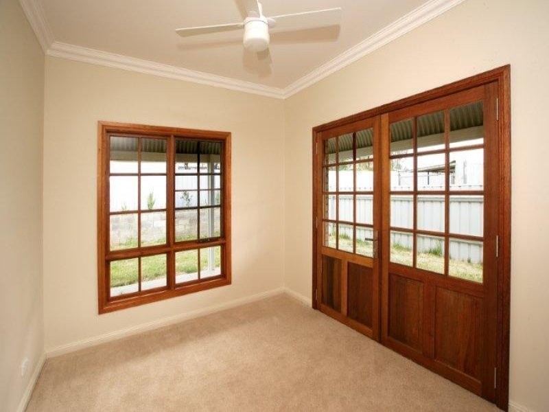 17 Fitzroy Street, Junee NSW 2663