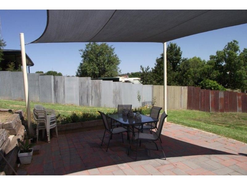 55 Commins Street, Junee NSW 2663