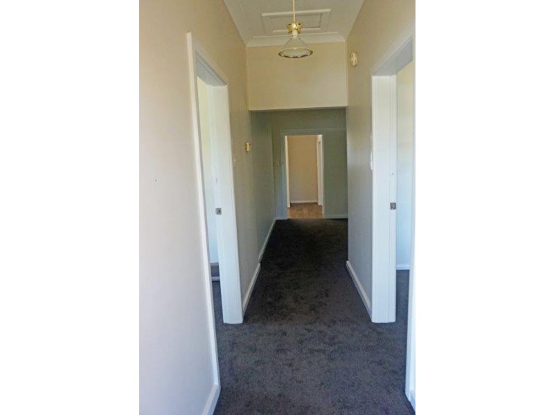 26 Regent Street, Junee NSW 2663