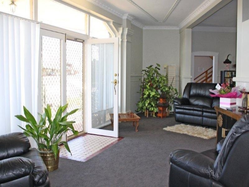 4 Lord Street, Junee NSW 2663