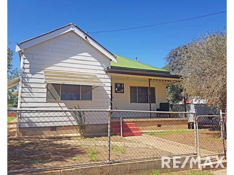 126 Main Street, Junee NSW 2663