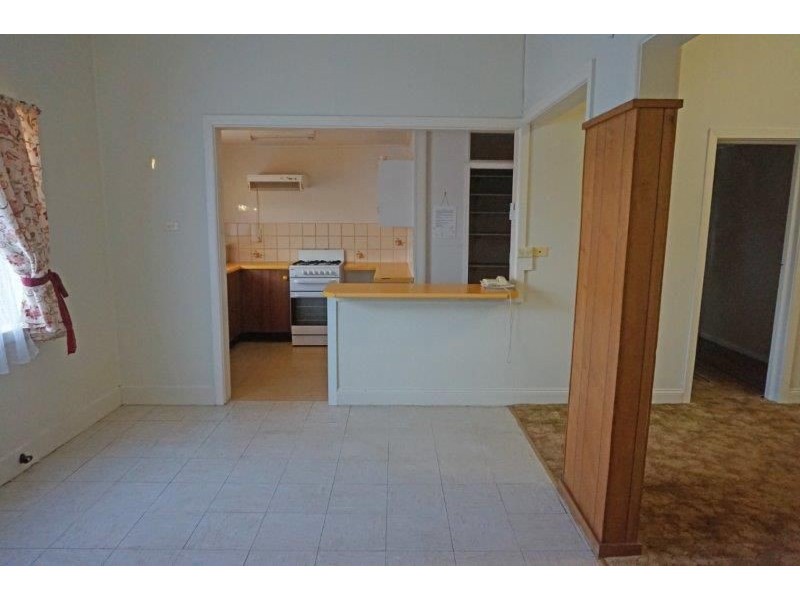 14 Florence Street, Junee NSW 2663