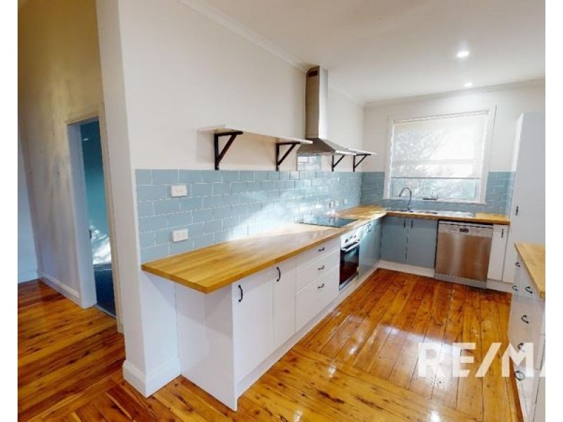 34 William Street, Junee NSW 2663