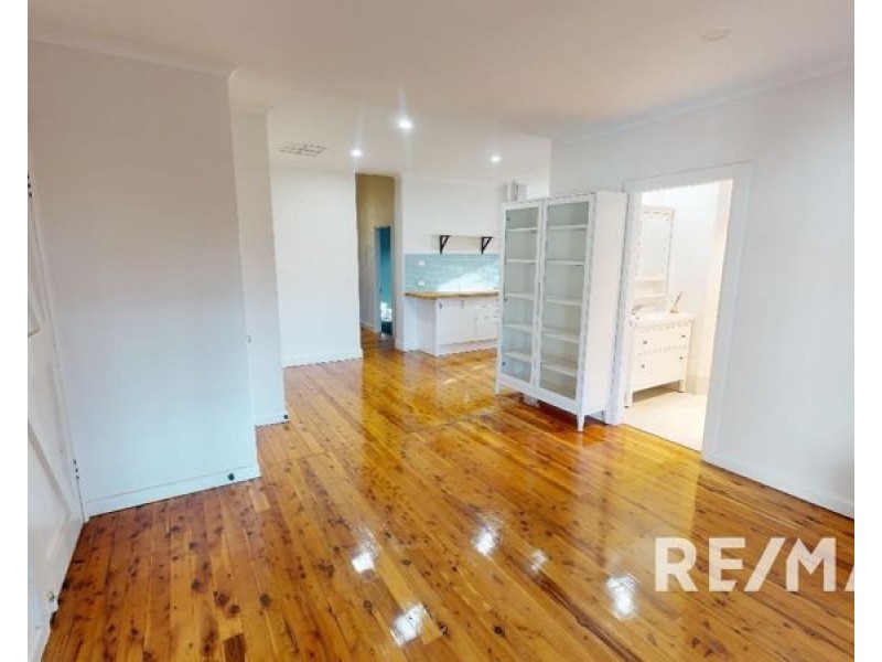 34 William Street, Junee NSW 2663
