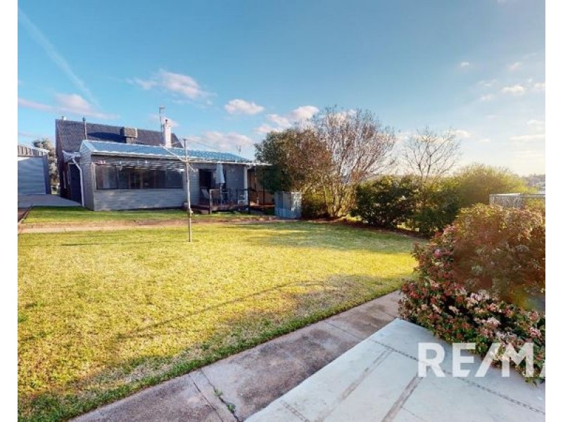 34 William Street, Junee NSW 2663