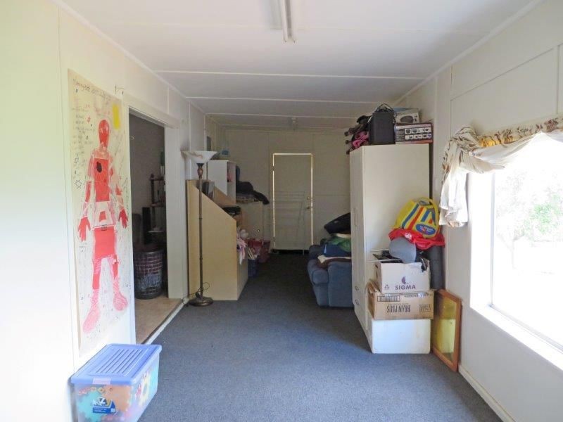 25 King  St, Junee NSW 2663