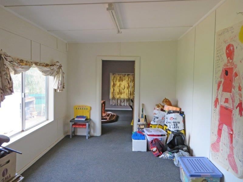 25 King  St, Junee NSW 2663
