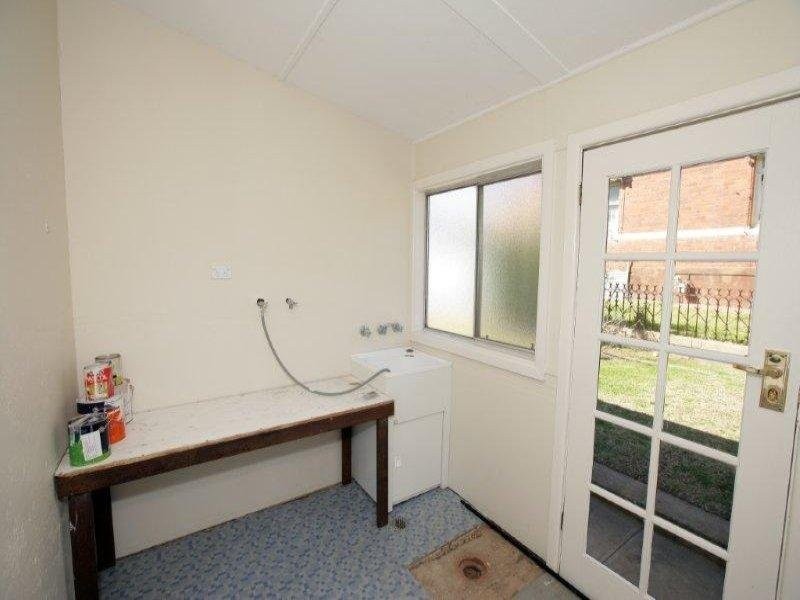 28 George St, Junee NSW 2663