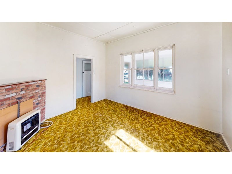 9 Lord St, Junee NSW 2663