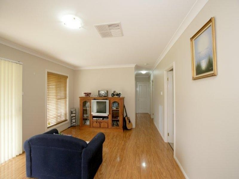 35 John Potts Dr, Junee NSW 2663