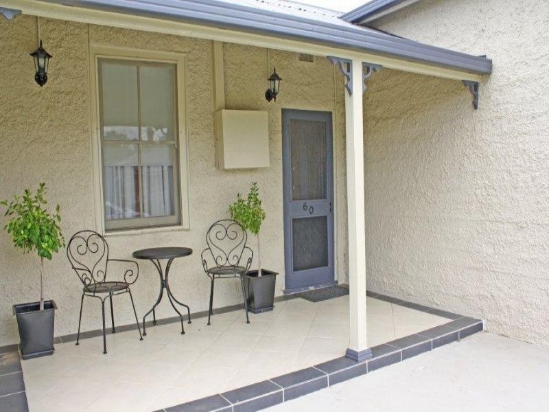 60 Regent  St, Junee NSW 2663