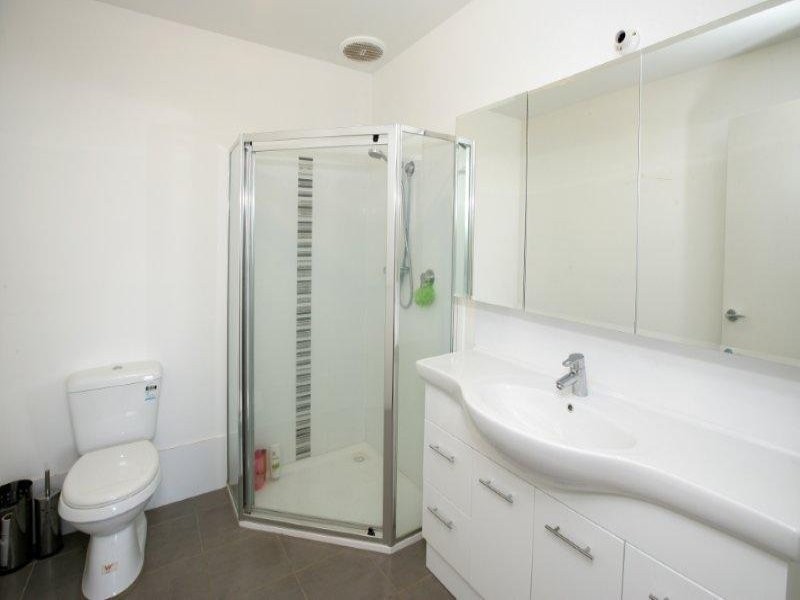 10 Loughan Rd, Junee NSW 2663