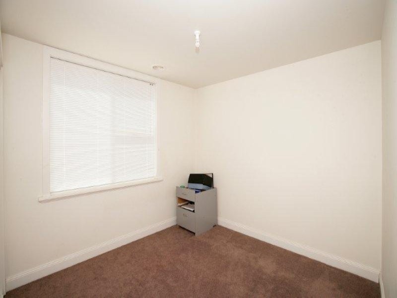 10 Loughan Rd, Junee NSW 2663