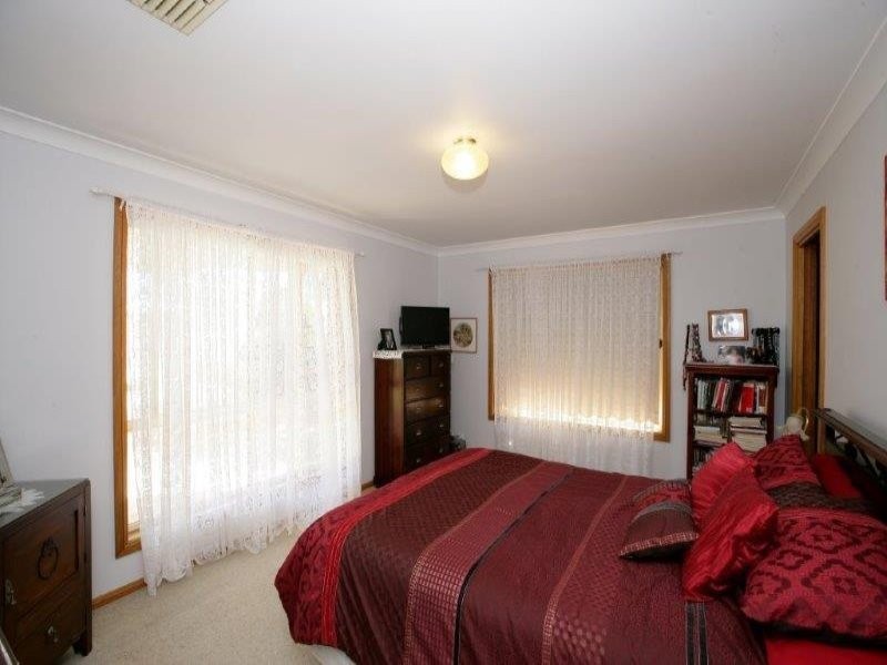 22 Cassia Way, Junee NSW 2663