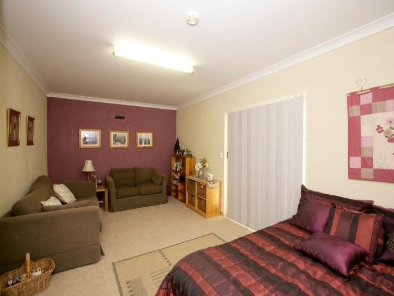 22 Cassia Way, Junee NSW 2663