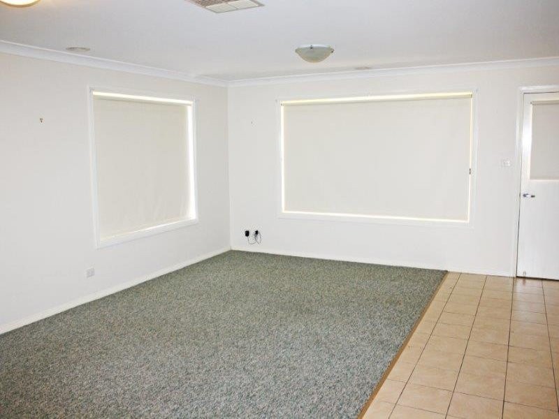 58 Bolton St, Junee NSW 2663