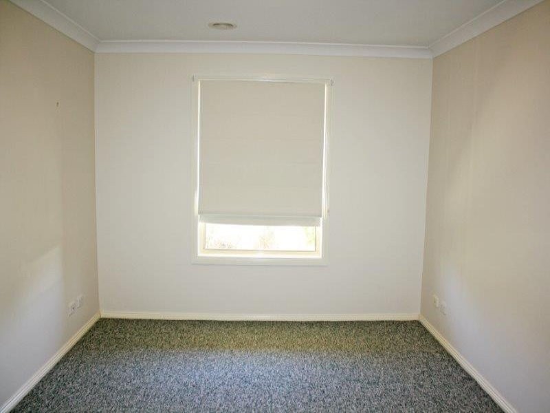 58 Bolton St, Junee NSW 2663
