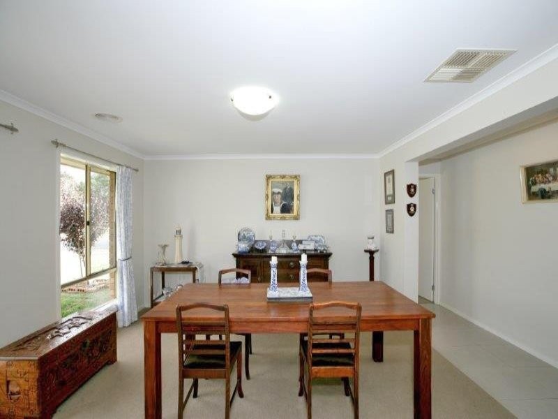 7 Church  St, Junee NSW 2663