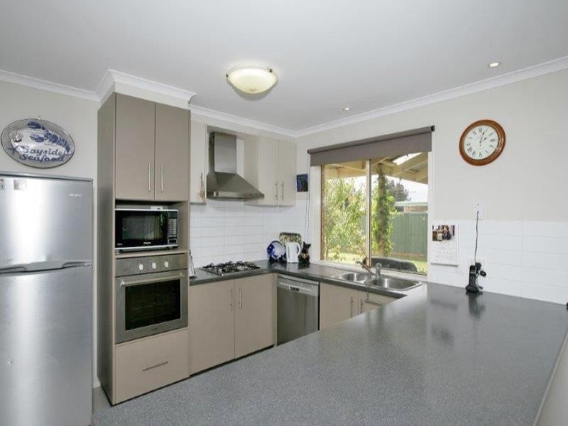 7 Church  St, Junee NSW 2663