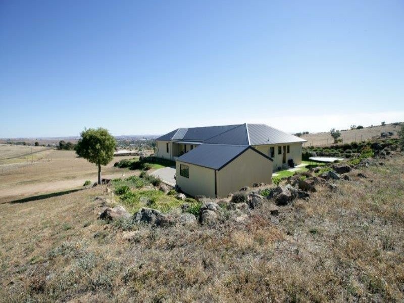 21 Kinvara Dr, Junee NSW 2663