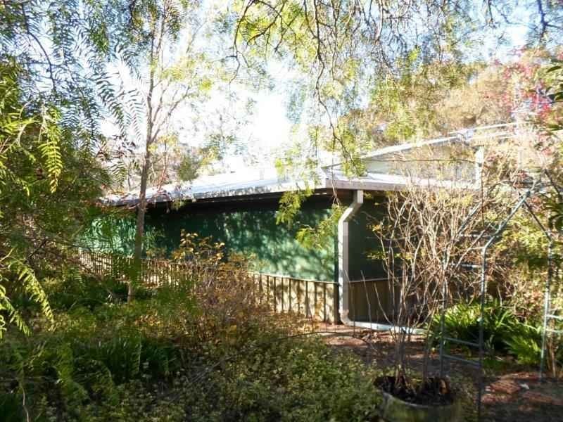 9 Layton St, Illabo NSW 2590