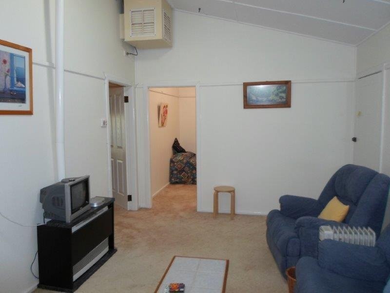 9 Layton St, Illabo NSW 2590