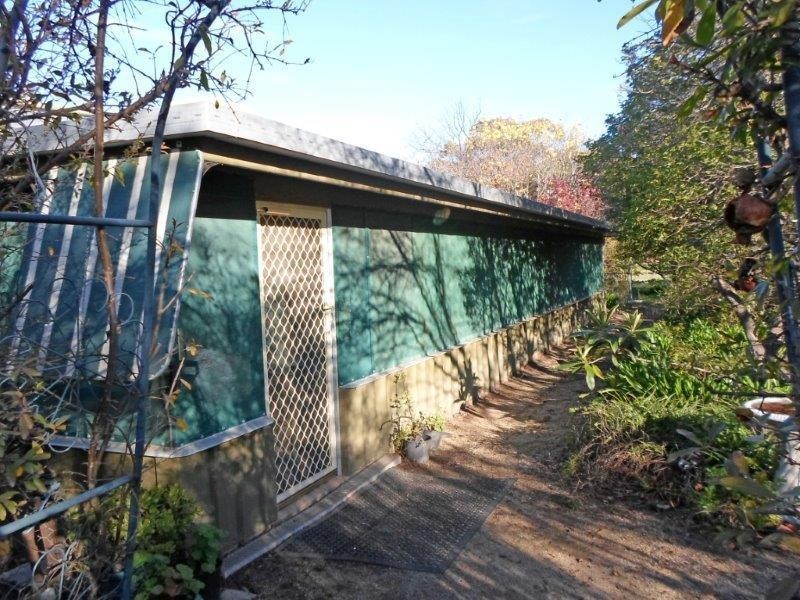 9 Layton St, Illabo NSW 2590