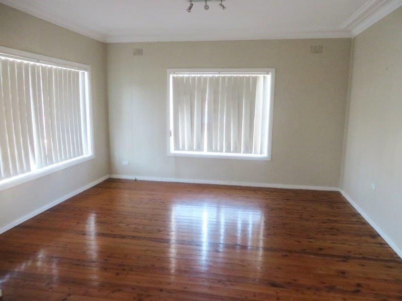 32 William Street, Junee NSW 2663