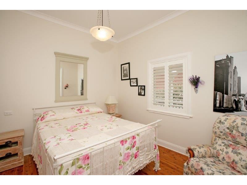 54 Commins St, Junee NSW 2663