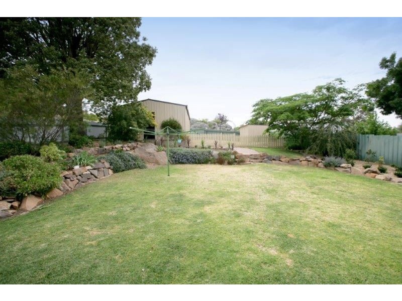 54 Commins St, Junee NSW 2663