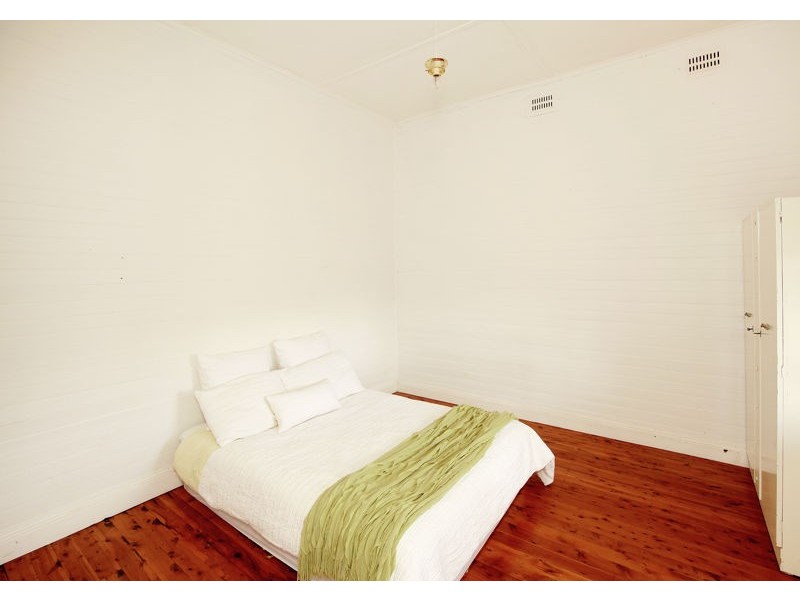 7 Elizabeth Street, Junee NSW 2663