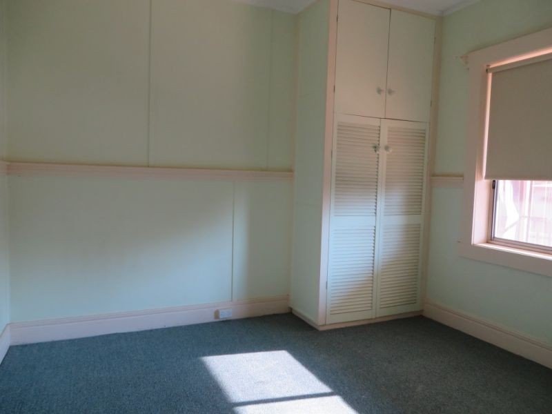 16 Ducker Street, Junee NSW 2663