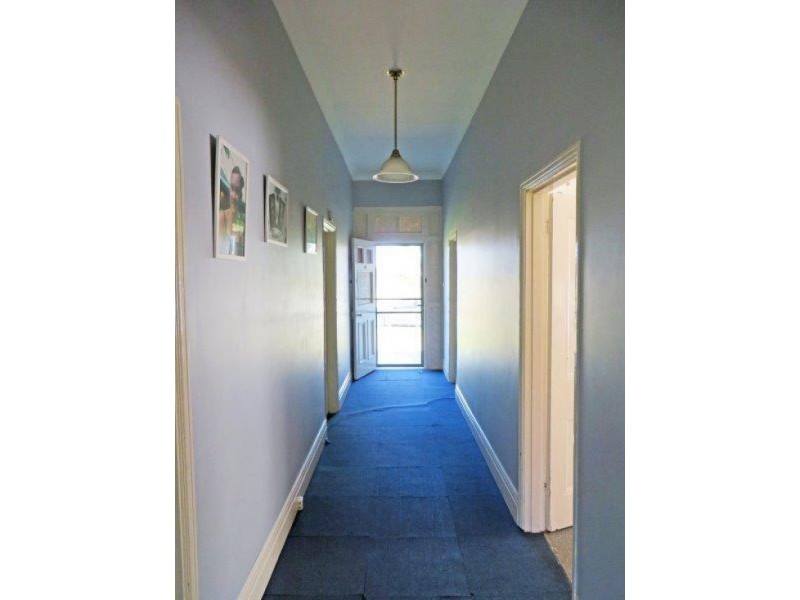 1 Gloucester, Junee NSW 2663