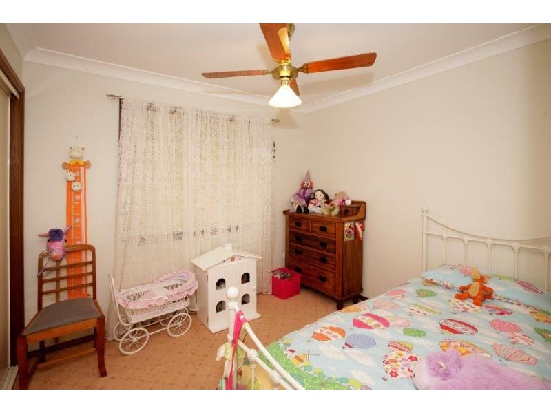 2/1 Kincora Pl, Bourkelands NSW 2650