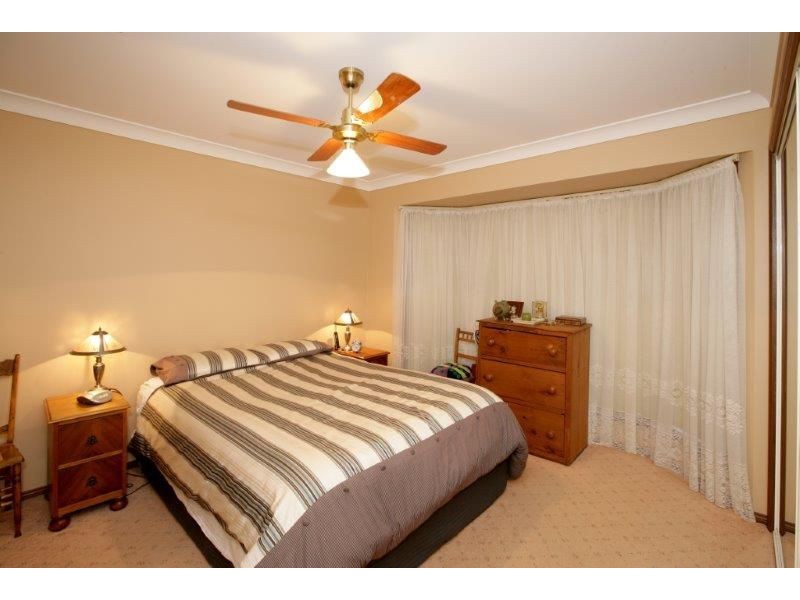 2/1 Kincora Pl, Bourkelands NSW 2650