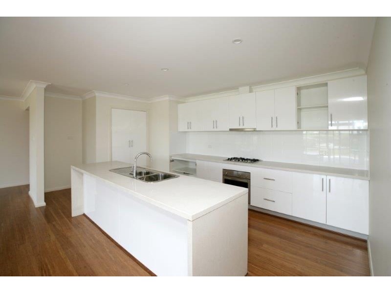 6 Vaughan St, Junee NSW 2663