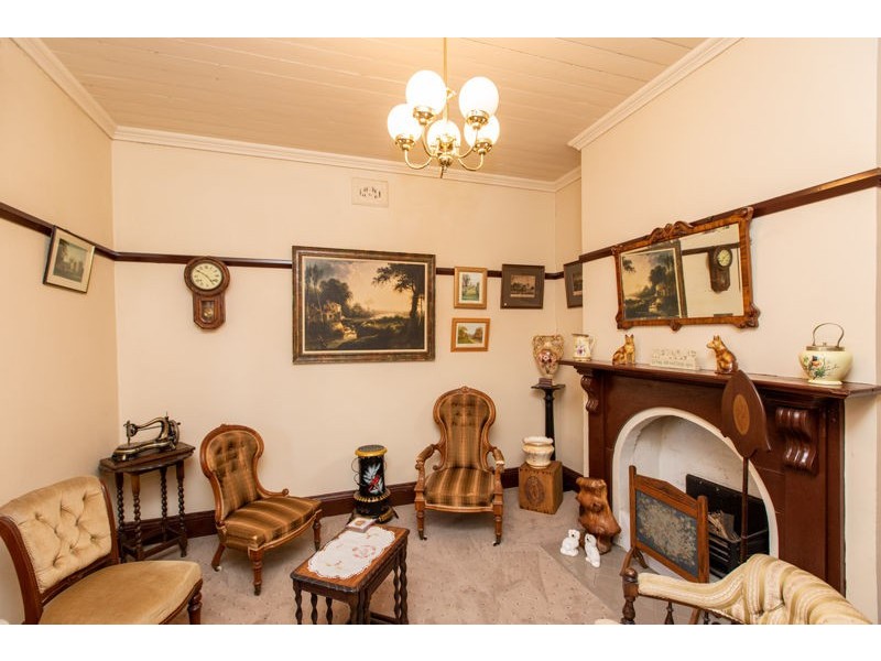 30 Belmore Street, Junee NSW 2663
