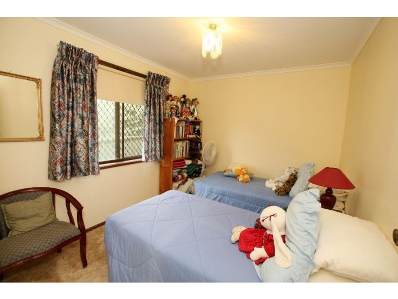 84 Stanley St, Kooringal NSW 2650