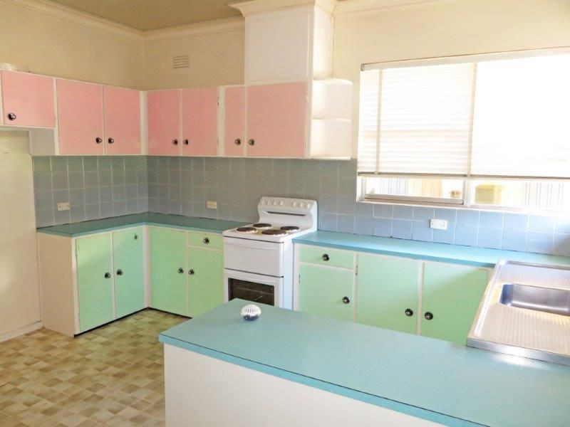 27 Prince St, Junee NSW 2663