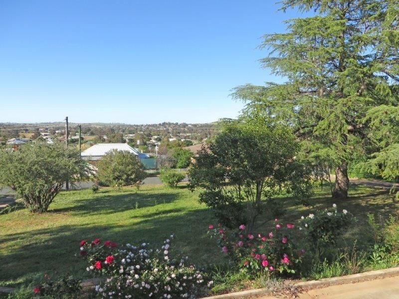 27 Prince St, Junee NSW 2663
